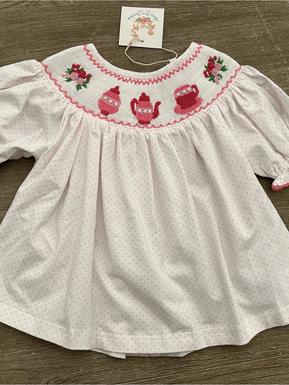 Bust Bees Smocks teapot shirt nwt